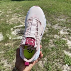 Nike , Size 8 Women Super Comfortable 