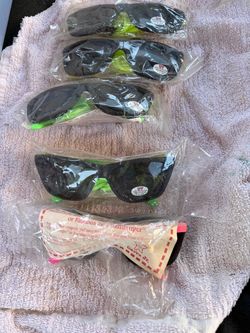 Carl's Jr. Promotional Sunglasses Lot of 5