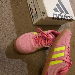 Adidas 7.5