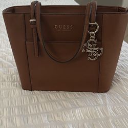 Guess Tote 👜 Bag