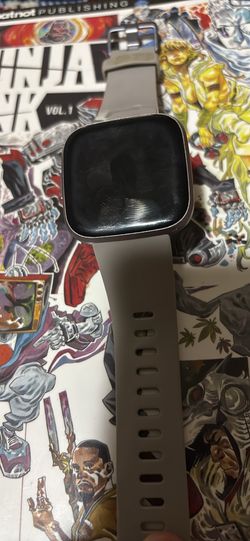 Fitbit versa 2