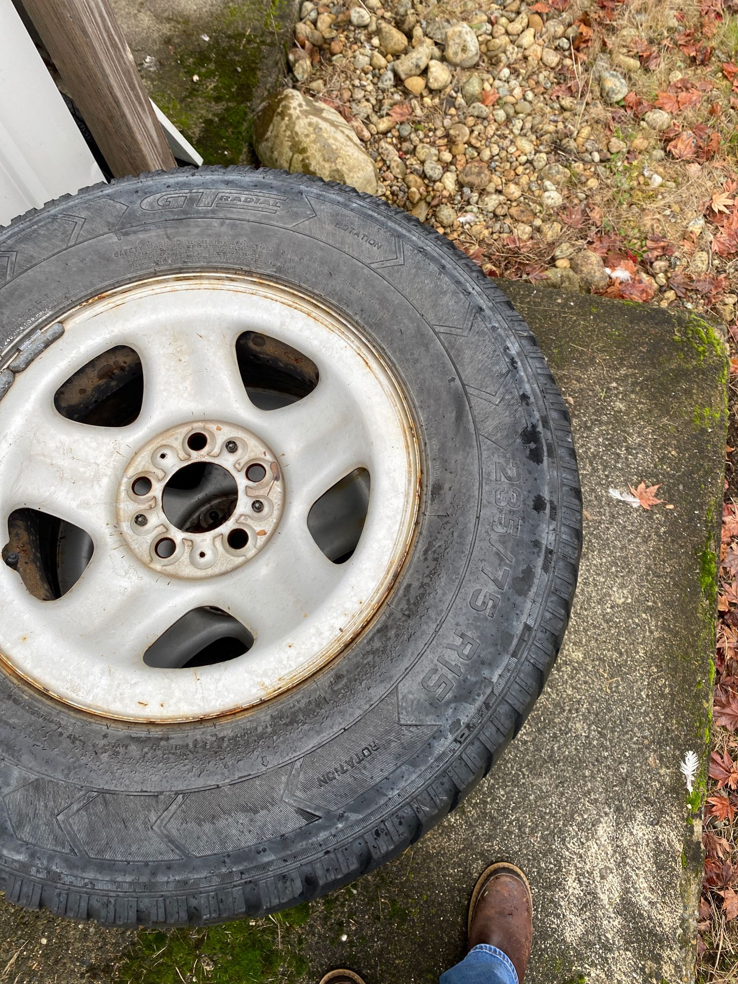 235/75 R15 Jeep XJ tires and rims