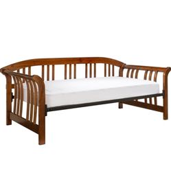 FREE Wooden Twin size daybed