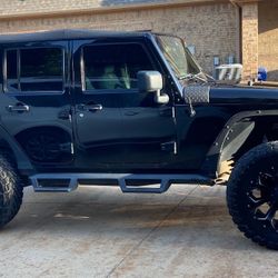 2008 Fully updated Black Jeep Wrangler 