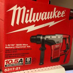 Milwaukee New 1 9/16” SDS Rotary Hammer 