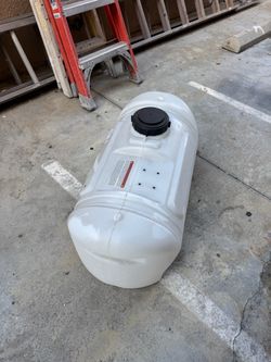 25 gallon water sprayer tank