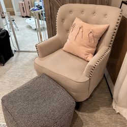 Sitting Chair With Ottoman