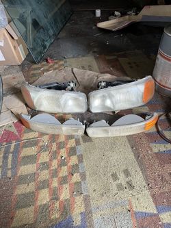 GMC Head lights 