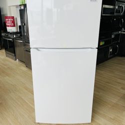 Frigidaire - 18.3 Cu. Ft. Top-Freezer Refrigerator - White Model:FFTRVW UC7SB