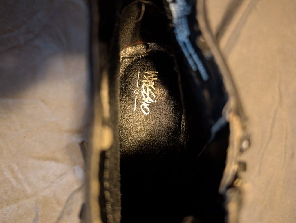 Mossimo Banana Heel Black Boots