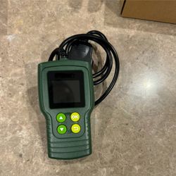 OBD2 Scanner Code Reader for Car Check Engine, Automotive CAN Diagnostic Tool, Read and Erase Fault Codes, Check Emission Status, Universal for All OB