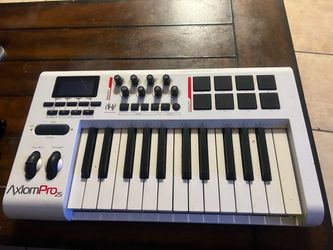 M Audio