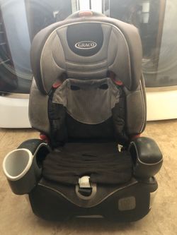Grace convertible booster seat up to 100 pounds