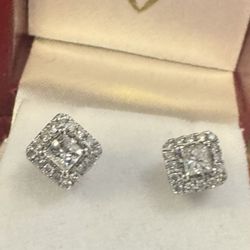 Leo Diamonds