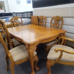 🔥DINNING SET WITH 6 CHAIRS INCLUDED 🔥