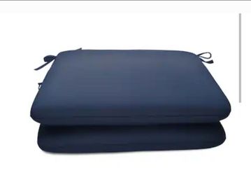 Sunbrella Seat Pad 18x18 QTY 2 Sunbrella Fabric 18-in x 18-in 2 -Piece Canvas Navy Patio chair cushion
