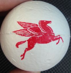 Mobil Original Vintage Antenna Topper 