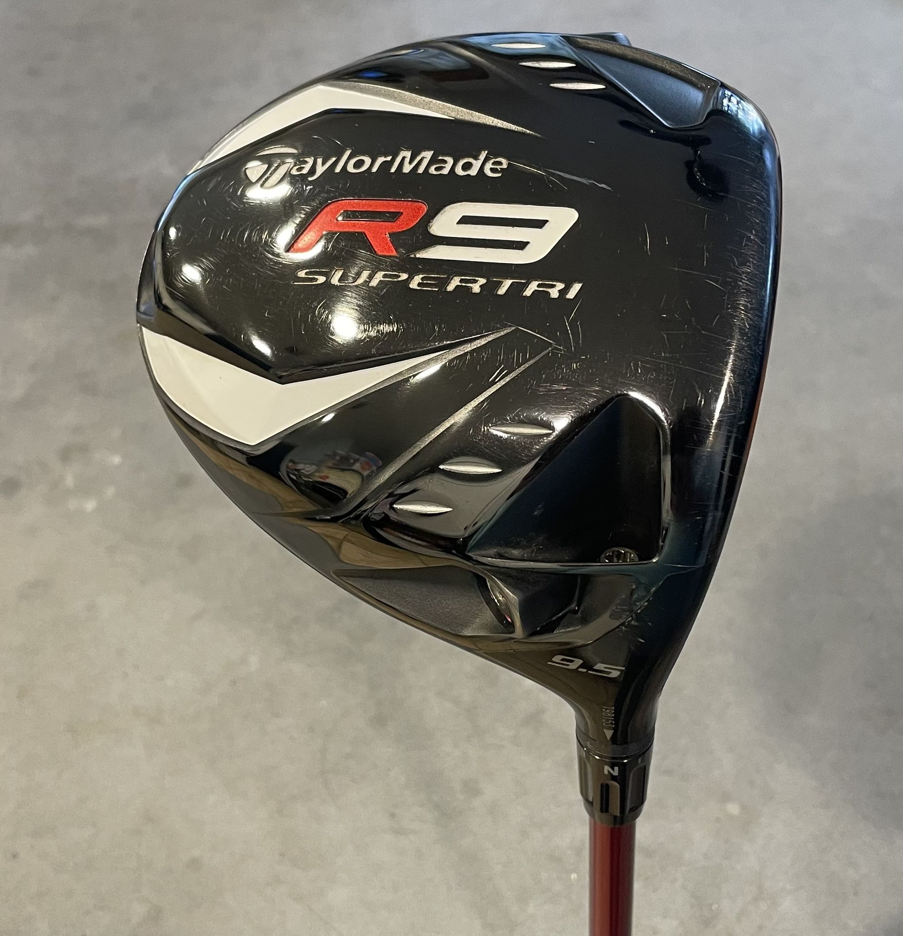TaylorMade R9 SUPERTRI Driver