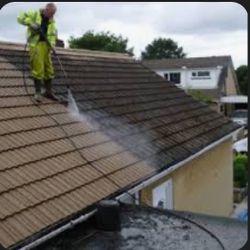 Water pressure machine