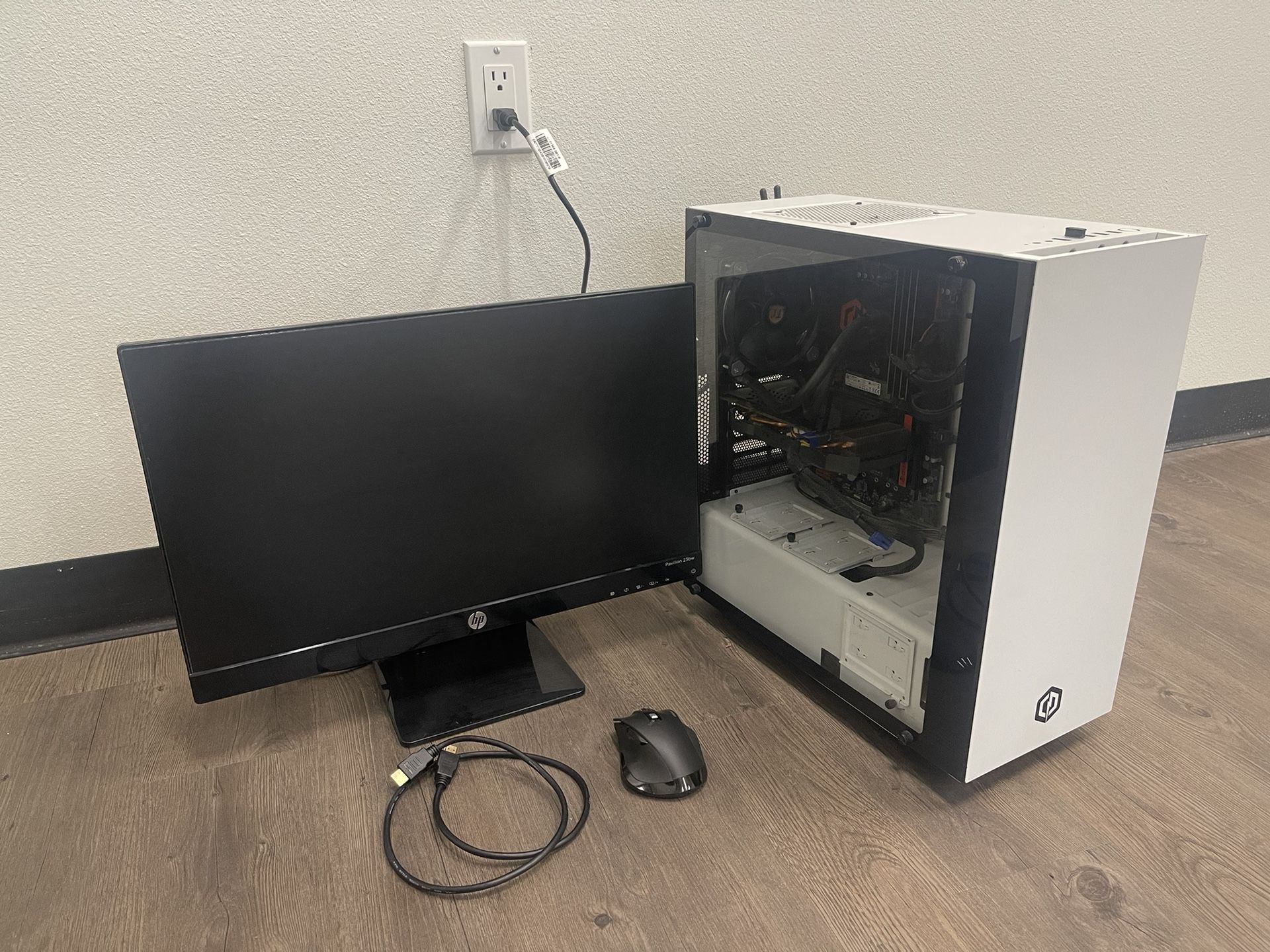 desktop pc set cyberpower pc desktop i7-7700k nvidia 1080  gaming intel gaming pc