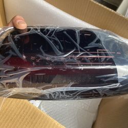 2nd Gen (2005-2021) Taillights Nissan frontier-Brand New