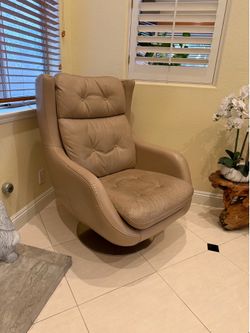 Leather single couch , Leather Barrel Chair with Swivel Base ( Egg Chair)