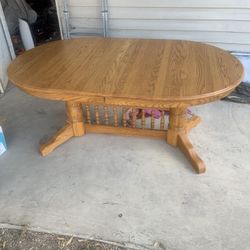 Dining Room Table 