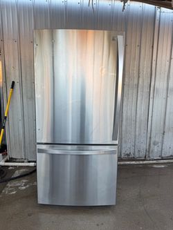 KENMORE REFRIGERATOR