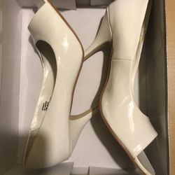 WOMEN SHOES SIZE 9M MTEXPO WHITE