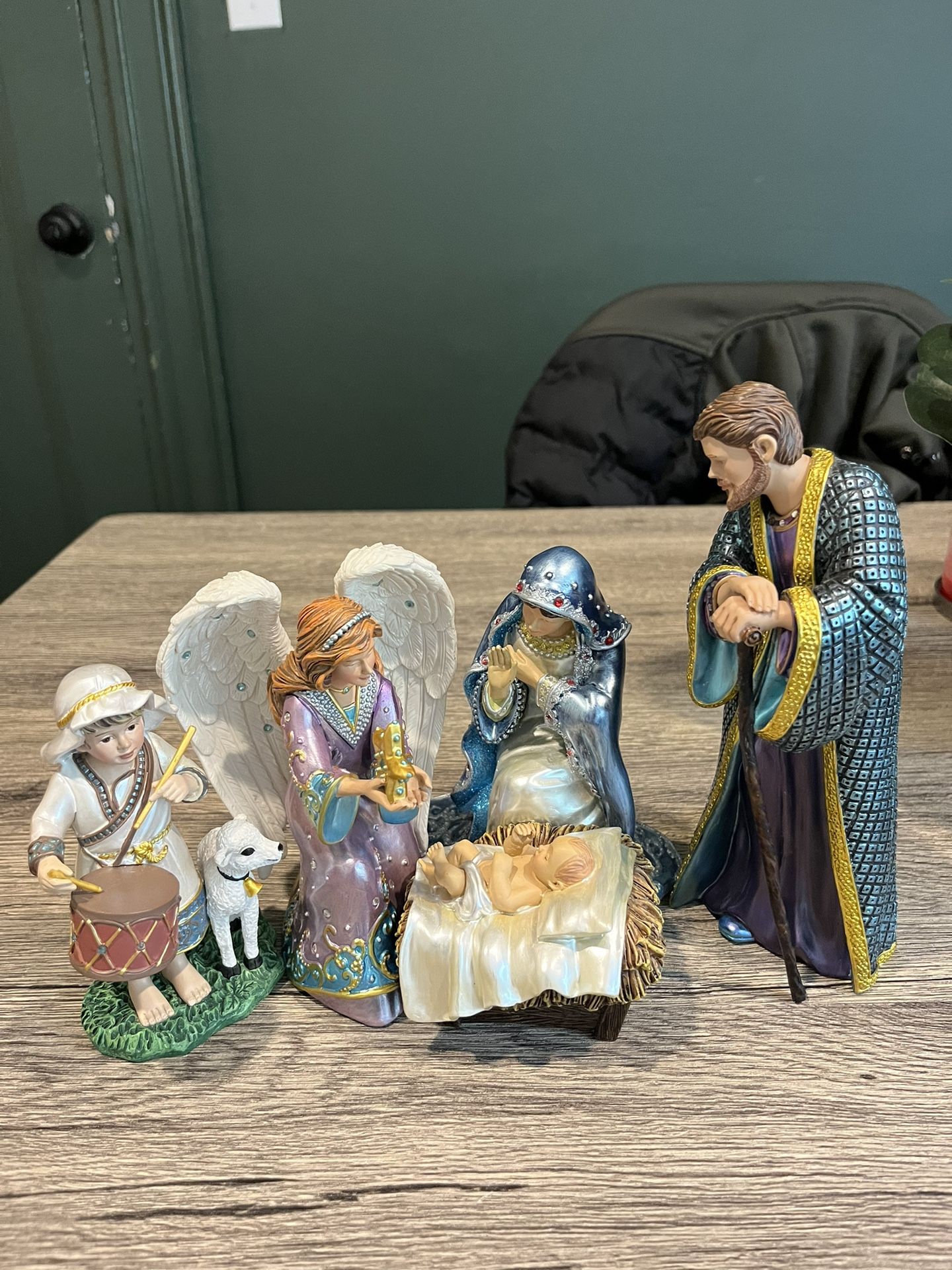 Nativity Figurine Set