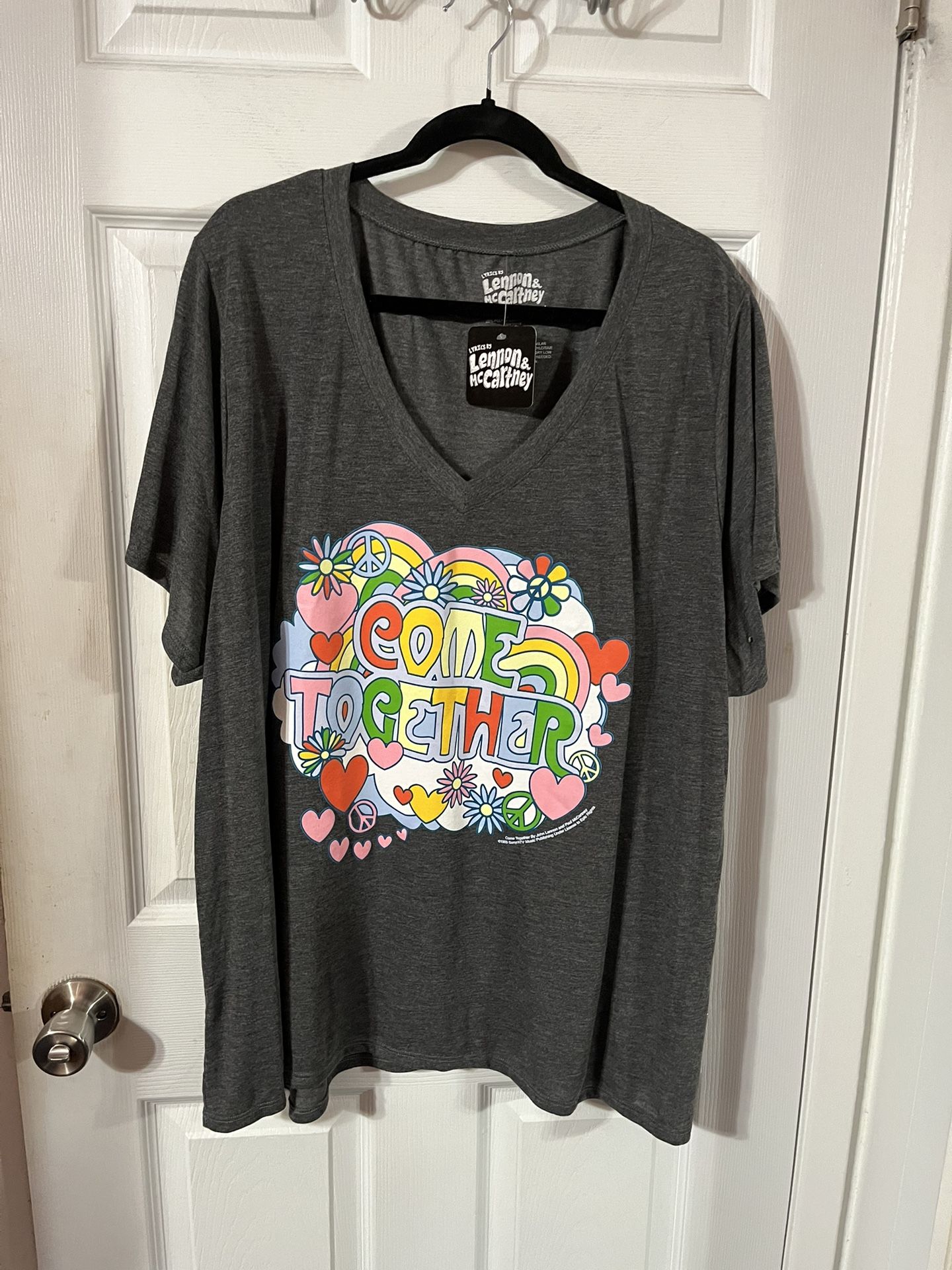 Women’s Tunic Length top Size 4X. Brand New With Tags