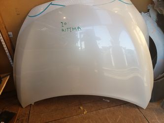 2015 Nissan Altima Hood