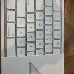Apple Magic Keyboard 
