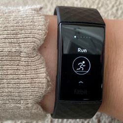 Fitbit Charge 4 Watch