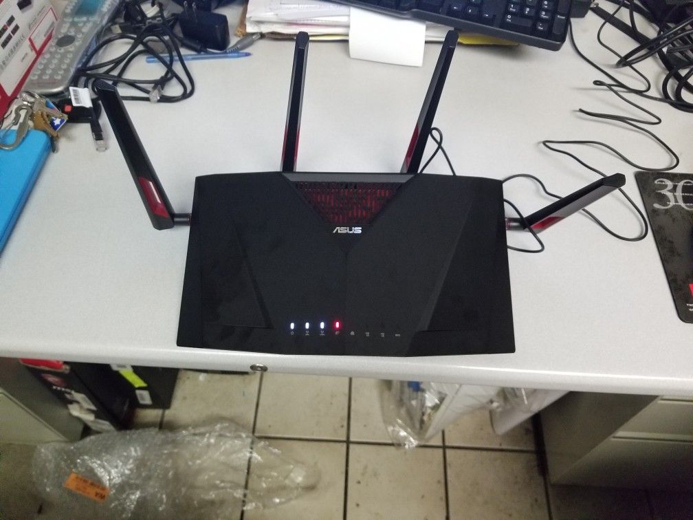 Asus 2.4 ghz 5g wifi router model rt-ac88u