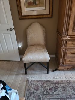 Is side chair