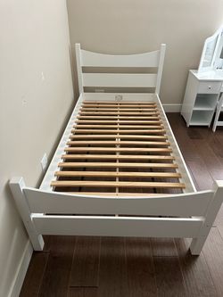KidKraft Addison Twin Bed, White
