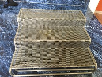 Still self organizer for cabinets