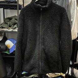 Black UNIQLO Sherpa Jacket Size M