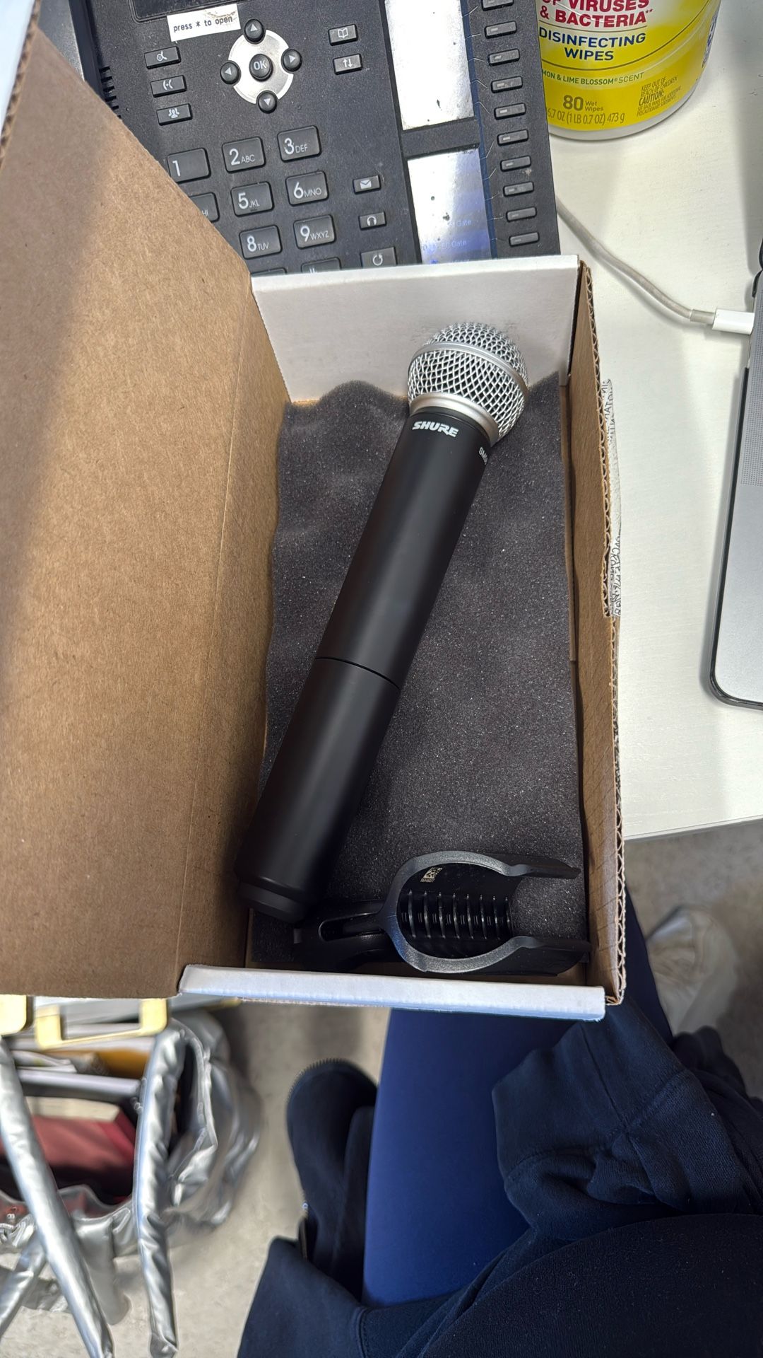 Shure BLX2 Handheld Transmitter With Sm58