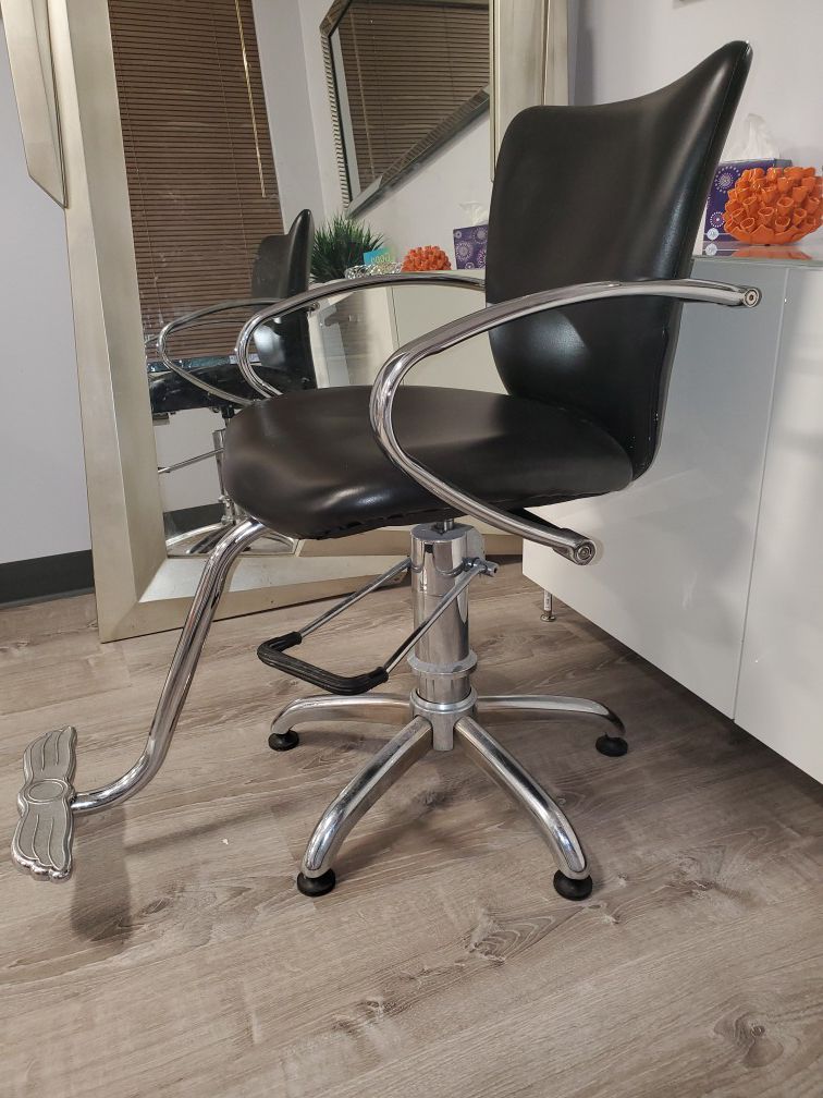 Hydraulic Styling chair