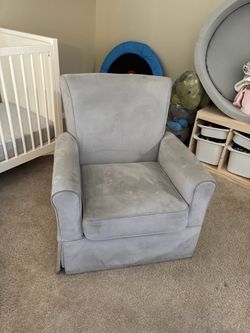 Nursery chair