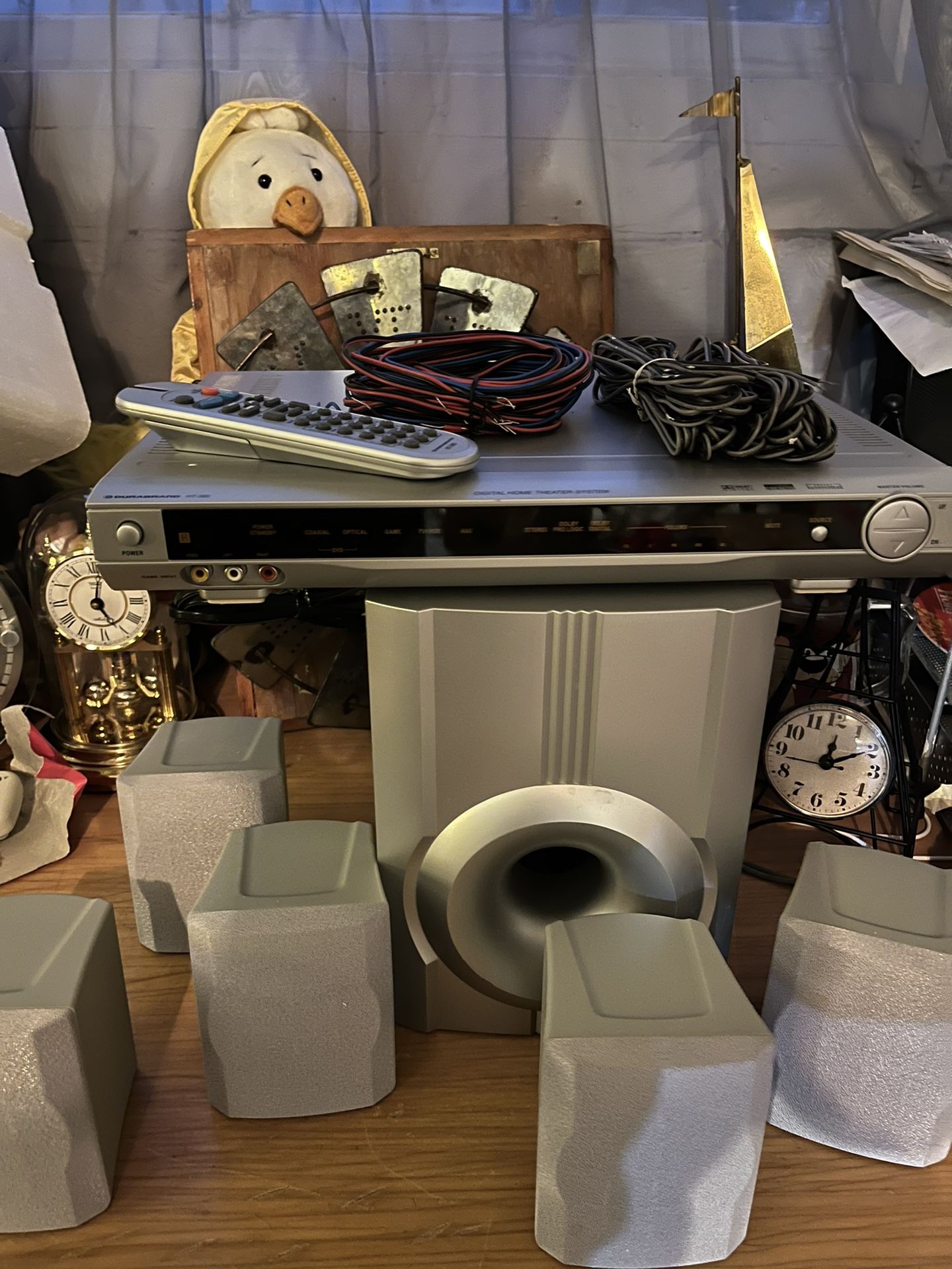 Durabrand HT-395 5.1 Channel Home Theater Surround Sound System Complete Used