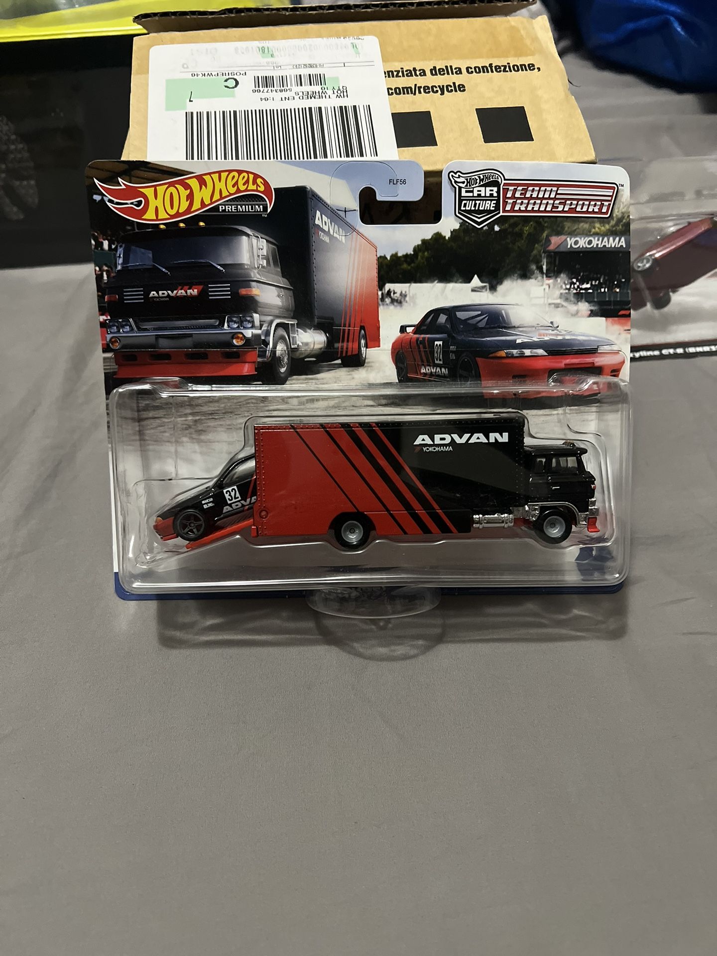 Hot Wheels R32 Team Transport