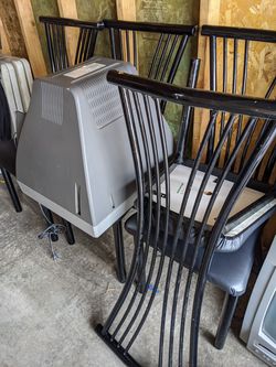 4 dinner table chairs