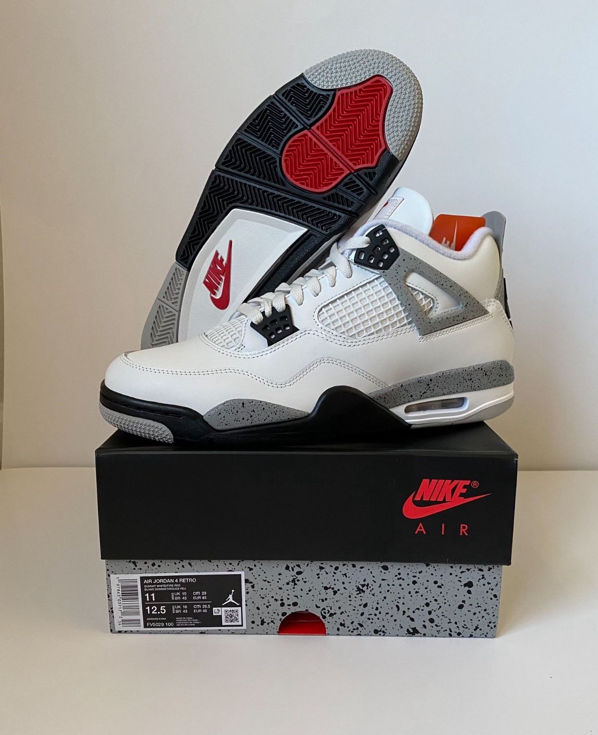 Jordan 4 White Cement