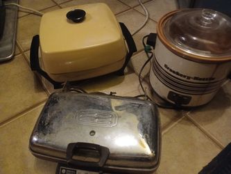 Vintage appliance lot