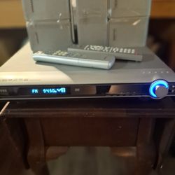 Samsung DVD Home Ht-d5610 (CLEARLAKE AREA)