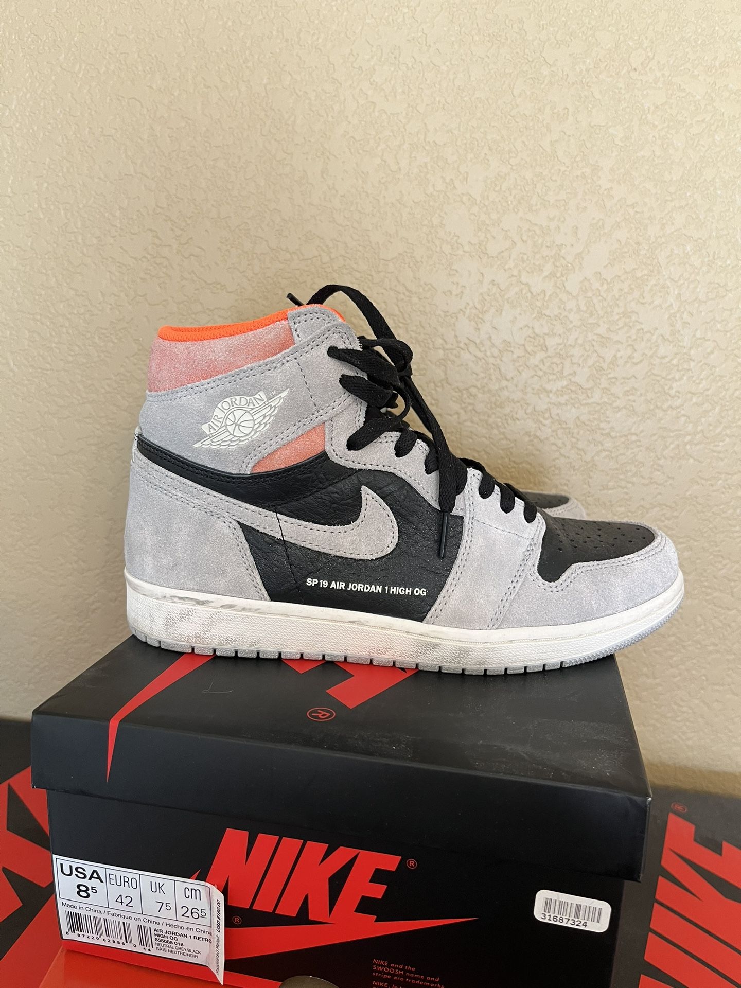 Nike Air Jordan Retro High OG Grey