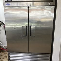 commercial freezer 